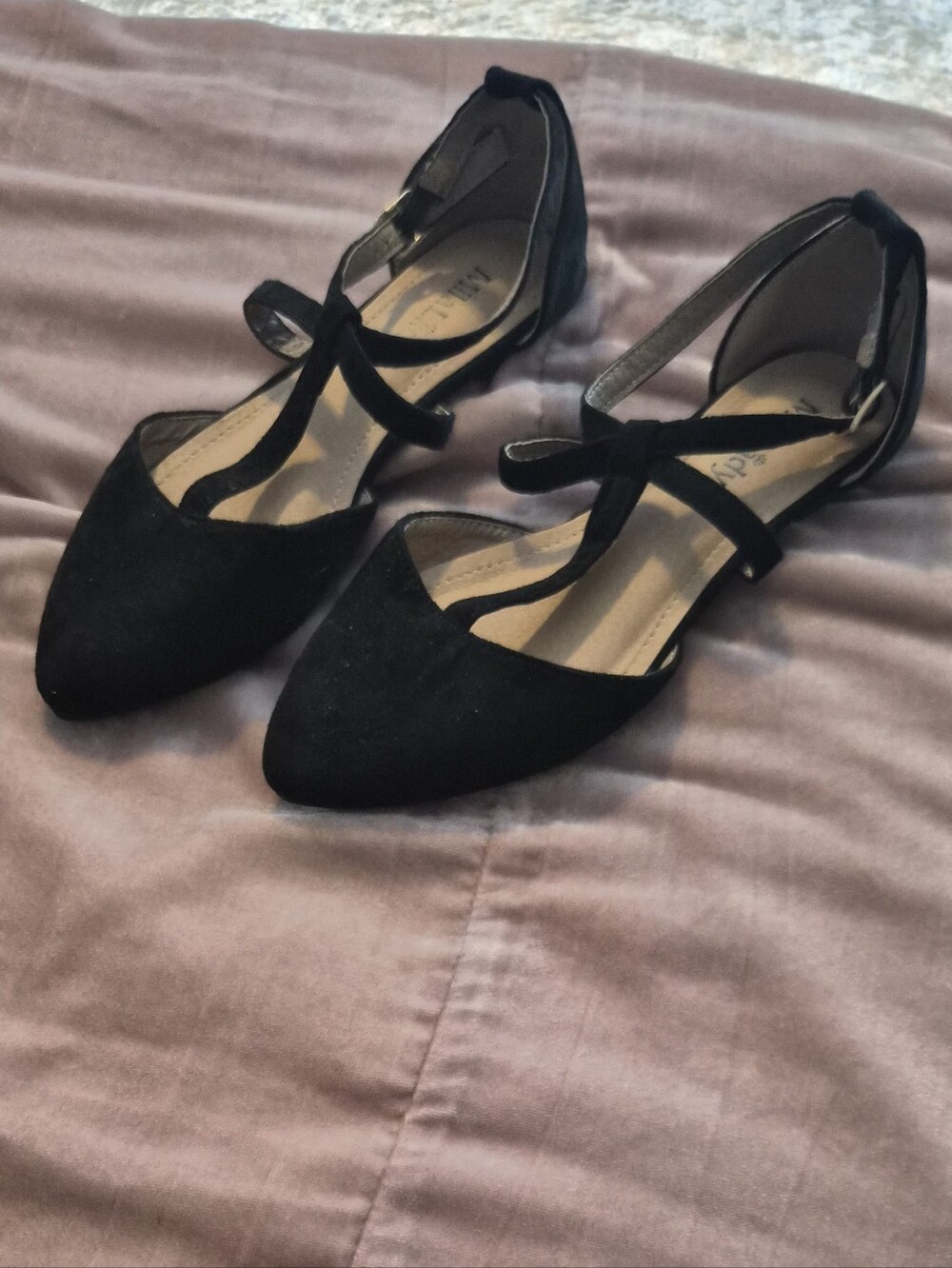 Black Pointed Toe Strappy Flats